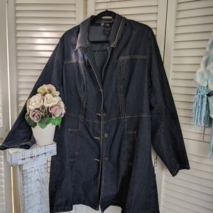 Nice Jean Jacket Long Women's sz 3X.  #33